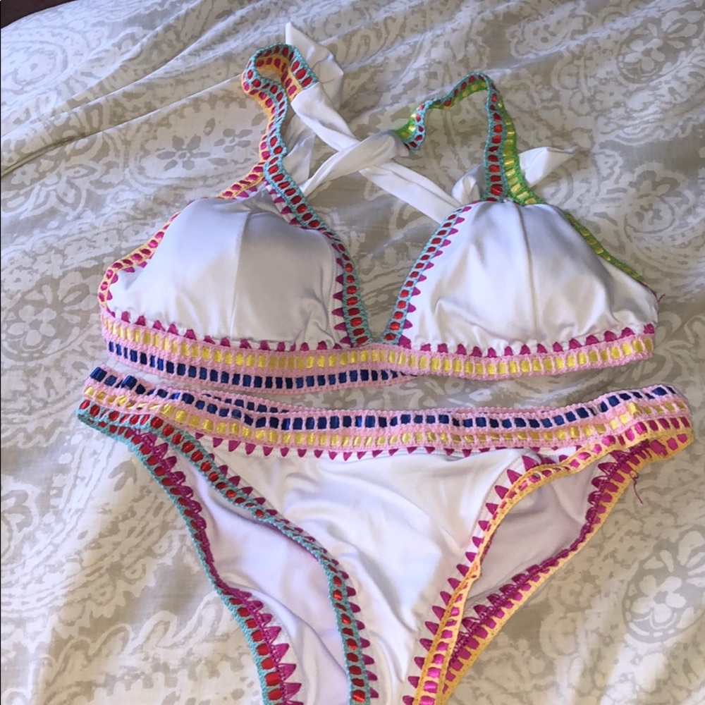 Multicolor Tie Back Bikini Set